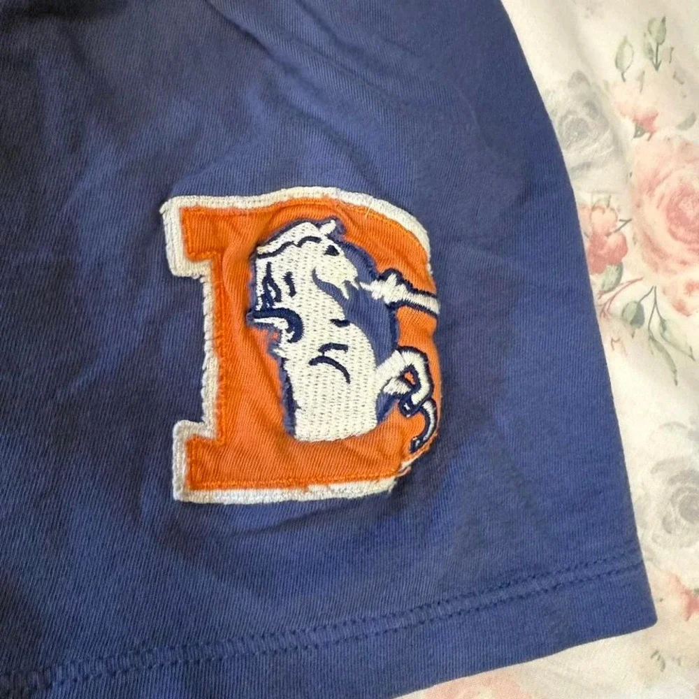 Denver Broncos T-Shirt‎ Blue NFL '47 Brand Graphic Tee Women's Size S